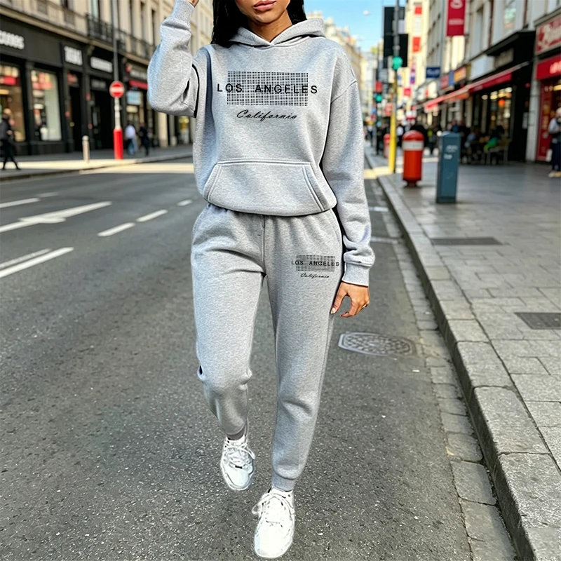 Осенне-зимний женский комплект – обзор и цена Winter Clothing Outfits